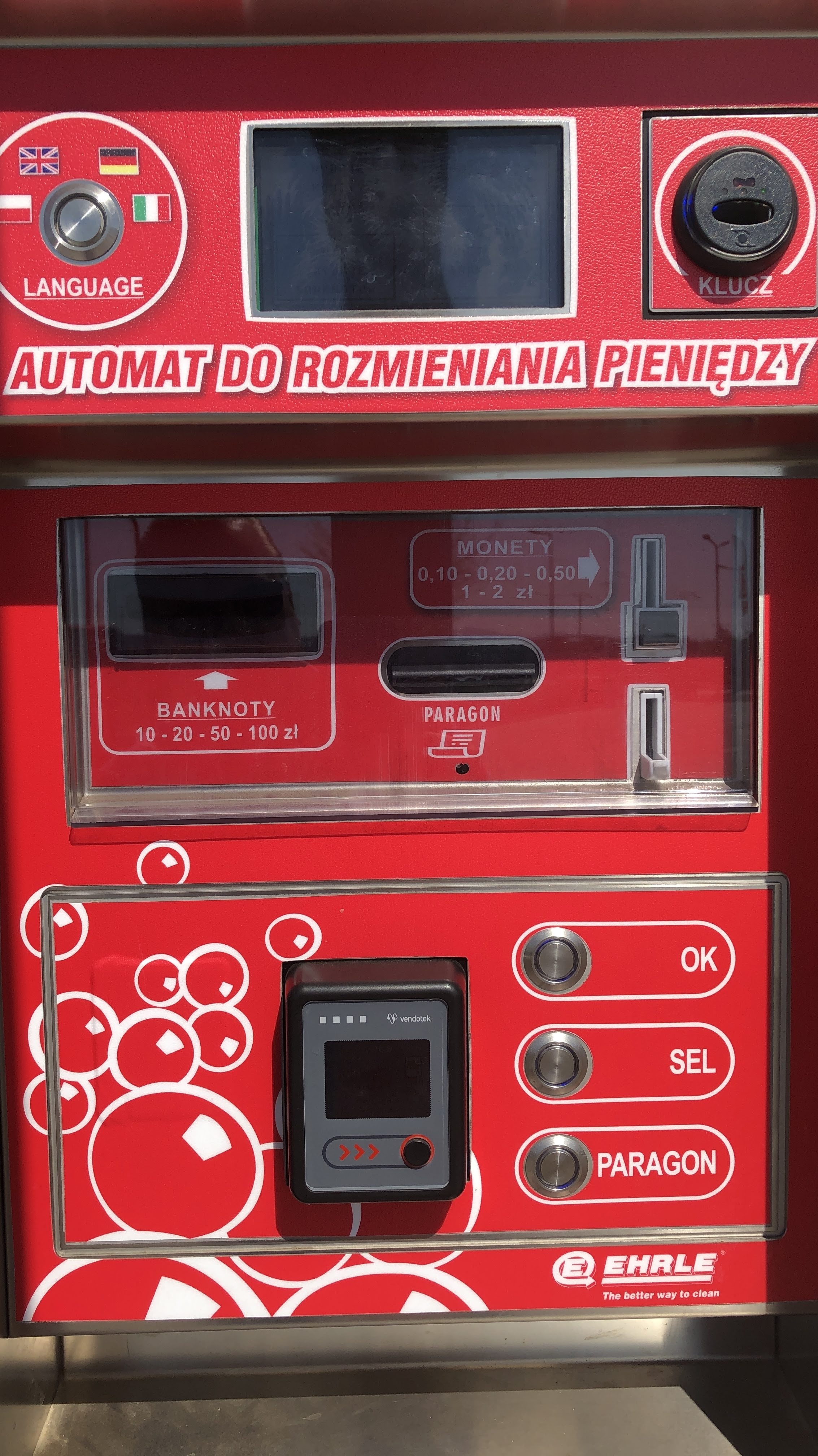 Na miejscu znajdziecie Państwo także rozmieniarkę. Image